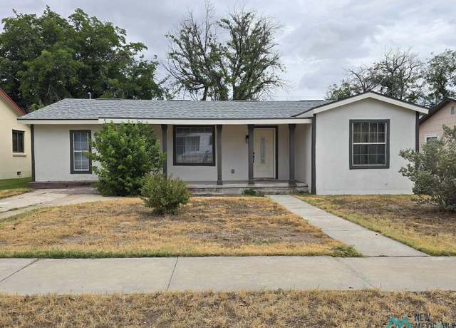Property at 1012 N Richard St, Carlsbad, NM 88220, 3 beds, 1 bath