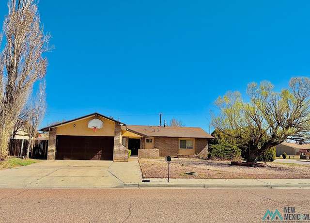 Property at 3629 Zia Dr, Gallup, NM 87301, 4 beds, 2 baths