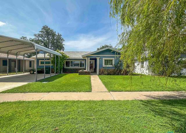 Property at 1106 Ortega St, Carlsbad, NM 88220, 4 beds, 2 baths