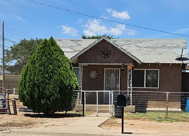 Property at 1208 W 12th St, Clovis, NM 88101, 3 beds, 1 bath