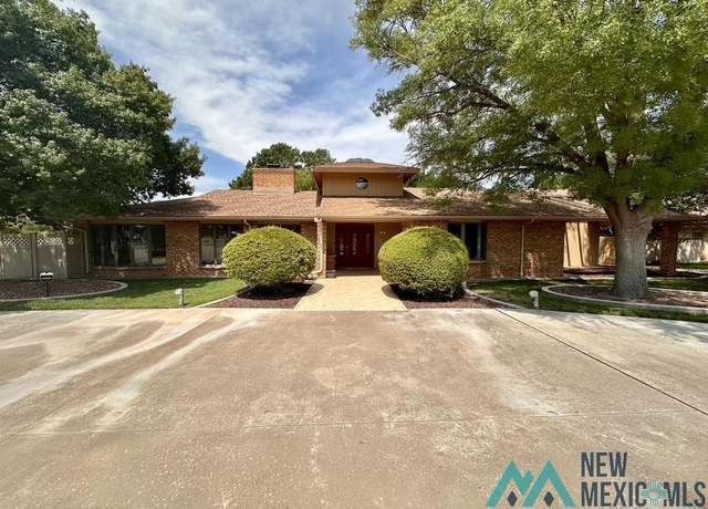 Property at 3100 N Montana Ave, Roswell, NM 88201, 4 beds, 3 baths