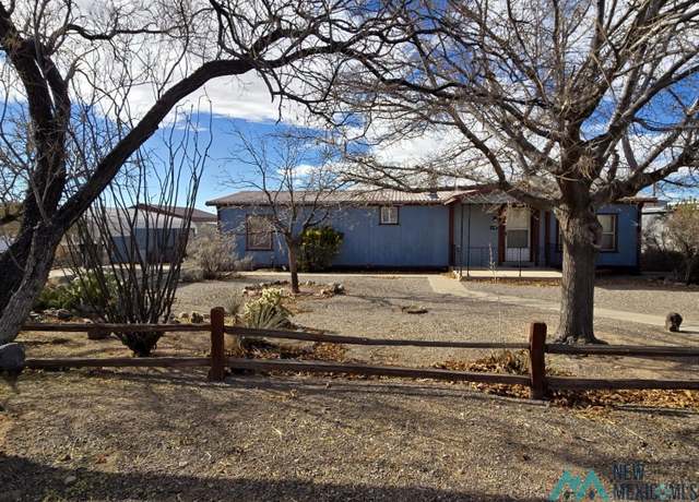 Property at 406 Oak St, Truth Or Consequences, NM 87935, 3 beds, 2 baths