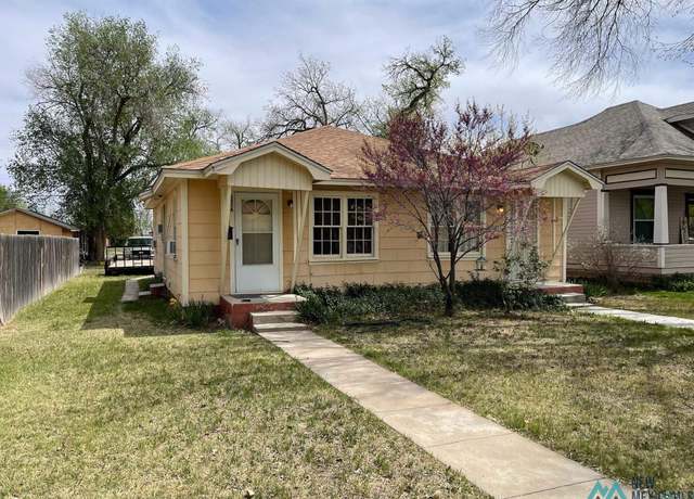Property at 205 S Kentucky Ave, Roswell, NM 88203, 2 baths