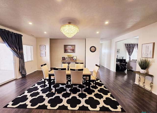 Property at 103 Catalpa Rd, Gallup, NM 87301, 4 beds, 3.5 baths