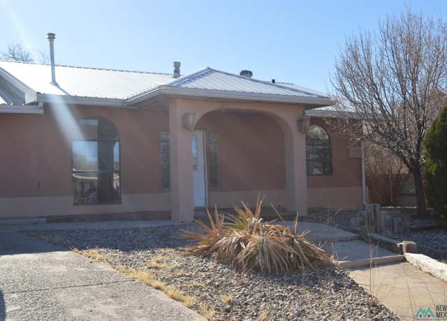 Property at 1516 Del Norte Blvd, Grants, NM 87020, 4 beds, 2 baths