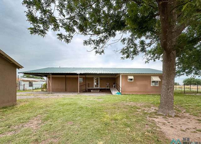 Property at 343 Tee Pan St, Roswell, NM 88203, 3 beds, 2 baths