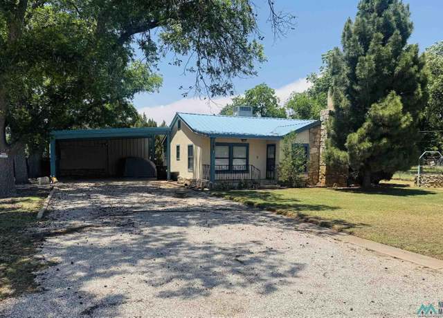 Property at 1407 N Canal St, Carlsbad, NM 88220, 3 beds, 2 baths