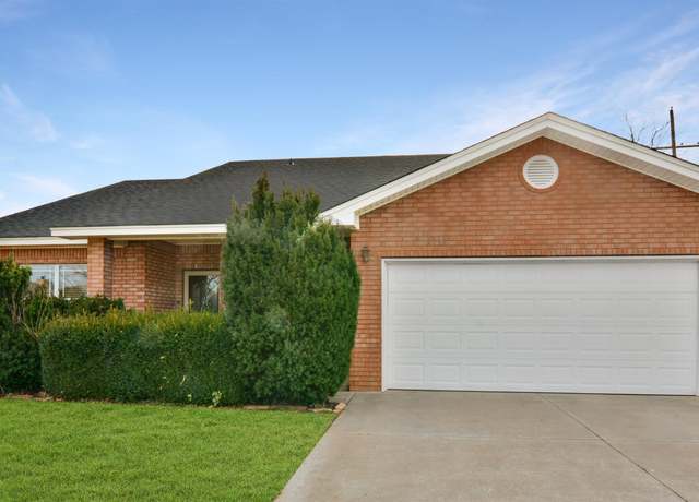 Property at 2101 Howard Cowper Dr, Clovis, NM 88101, 3 beds, 2 baths