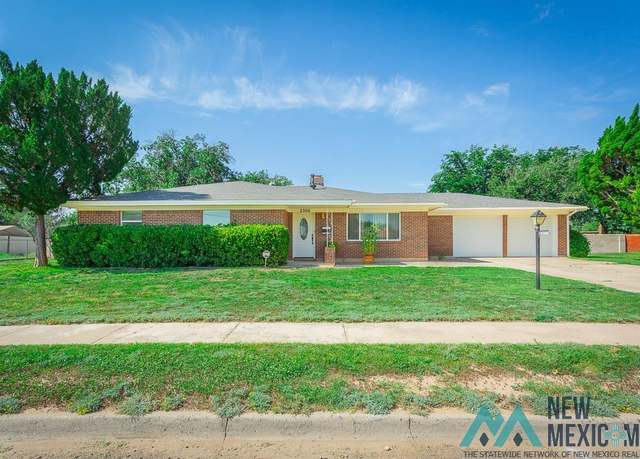 Property at 2308 Berkeley Dr, Roswell, NM 88203, 4 beds, 2 baths