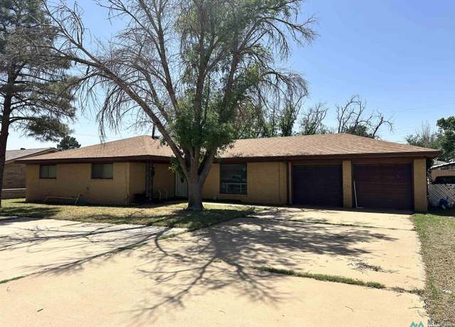 Property at 429 S 7th St, Jal, NM 88252, 4 beds, 2 baths