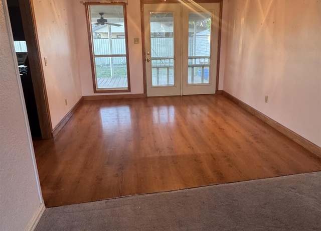 Property at 504 Hull St, Clovis, NM 88101, 2 beds, 1.5 baths