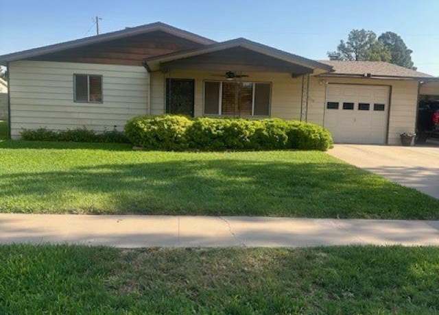 Property at 2208 Mountain Dr, Carlsbad, NM 88220, 3 beds, 2 baths