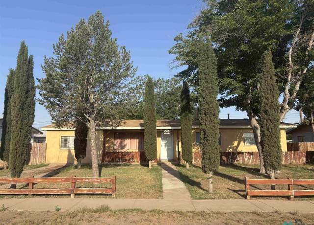Property at 1020 S Washington Ave, Roswell, NM 88203, 3 beds, 2 baths