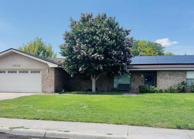 Property at 1010 W Kiowa Ave, Hobbs, NM 88240, 3 beds, 2 baths