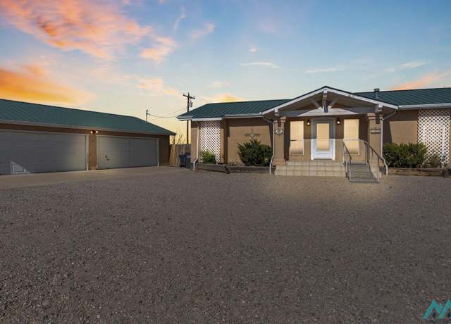 Property at 216 Country Dr, Elephant Butte, NM 87935, 2 beds, 2 baths