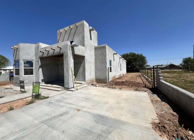 Property at 1303 Hondo St, Clovis, NM 88101, 3 beds, 2.5 baths