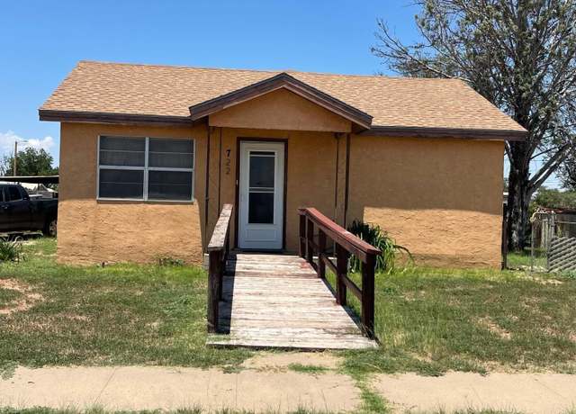 Property at 722 Ave I, Eunice, NM 88231, 3 beds, 2 baths
