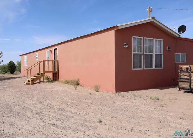 Property at 1145 Plomo Rd Rd SW, Deming, NM 88030, 3 beds, 2 baths