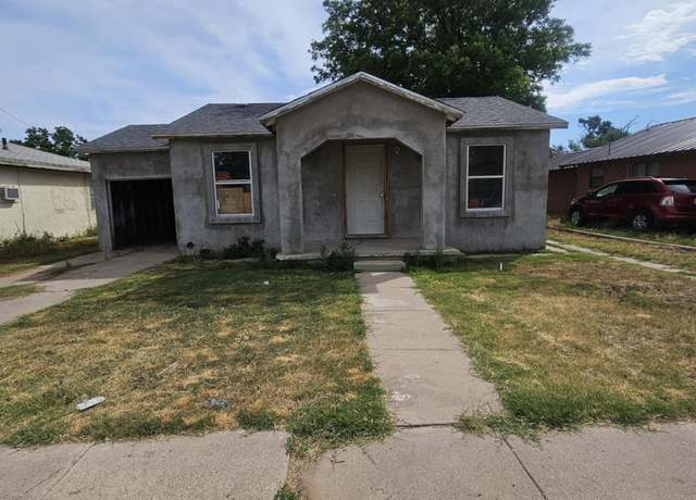 Property at 805 S Avenue B Ave, Portales, NM 88130, 2 beds, 1 bath