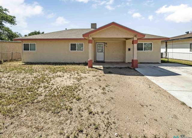 Property at 809 W Sayers Dr, Hobbs, NM 88240, 3 beds, 1 bath