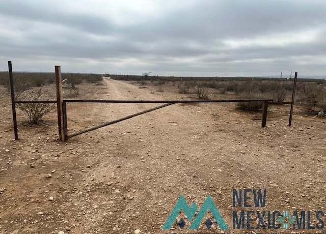 Property at 1327 Mcfarland Rd, Carlsbad, NM 88220