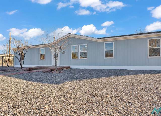 Property at 617 Ash St, Truth Or Consequences, NM 87901, 3 beds, 2 baths