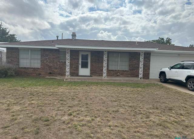 Property at 426 W Mesa St, Tucumcari, NM 88401, 3 beds, 2 baths