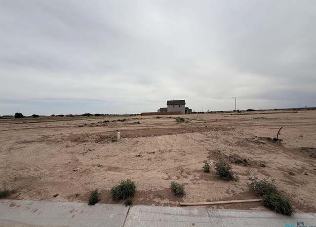 Property at 1606 Magnolia Ln, Roswell, NM 88201