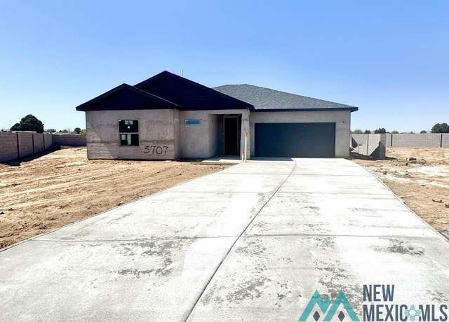 Property at 3707 Aquamarine Dr, Carlsbad, NM 88220, 3 beds, 2 baths