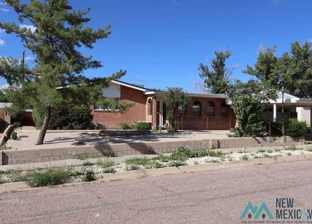 Property at 704 Austin Ave, Grants, NM 87020, 3 beds, 2 baths
