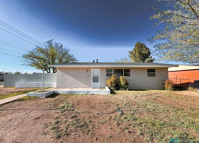 Property at 607 S Plaza Dr, Roswell, NM 88203, 3 beds, 1.5 baths