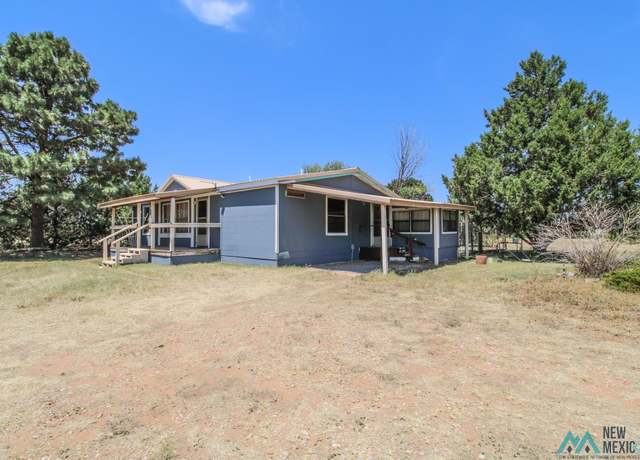 Property at 1404 Wheaton St, Melrose, NM 88101, 3 beds, 2 baths