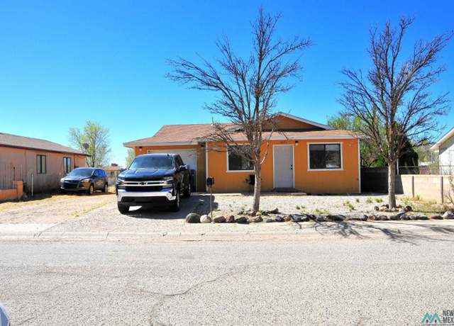 Property at 1225 Jelso Ave, Grants, NM 87020, 3 beds, 1.5 baths