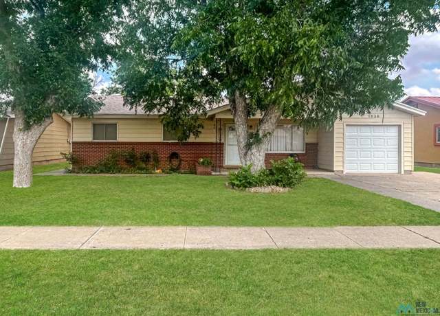 Property at 1838 N Brazos Dr, Hobbs, NM 88240, 3 beds, 2 baths