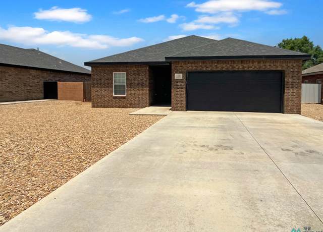 Property at 1236 Timona Dr, Clovis, NM 88101, 3 beds, 2 baths