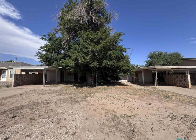 Property at 1407 S Riley Dr, Roswell, NM 88203, 5 beds, 2 baths