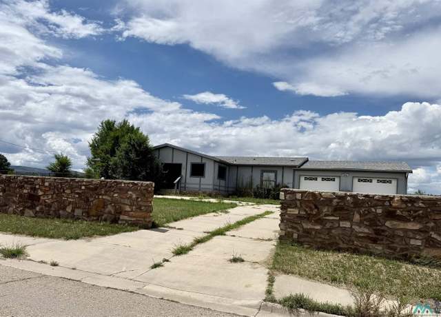 Property at 768 Dora Celeste Dr, Las Vegas, NM 87701, 3 beds, 2 baths