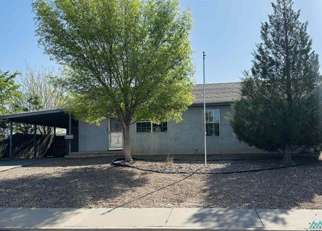 Property at 3017 N Richardson Ave, Roswell, NM 88201, 3 beds, 2 baths