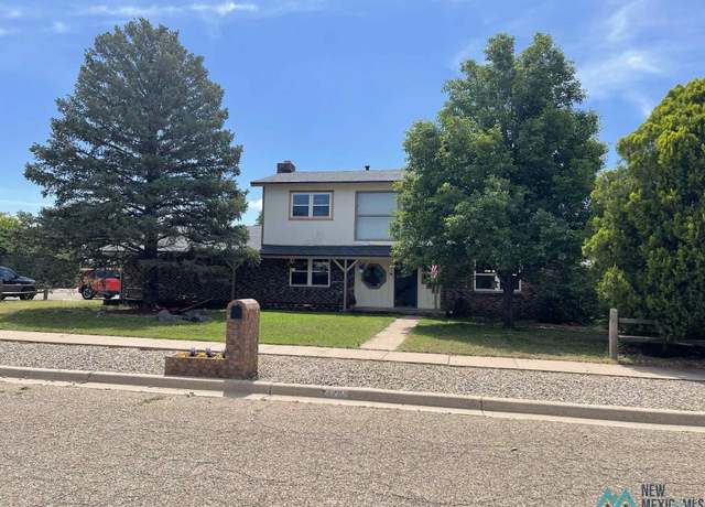 Property at 1701 Courtland Cir, Clovis, NM 88101, 4 beds, 2.5 baths
