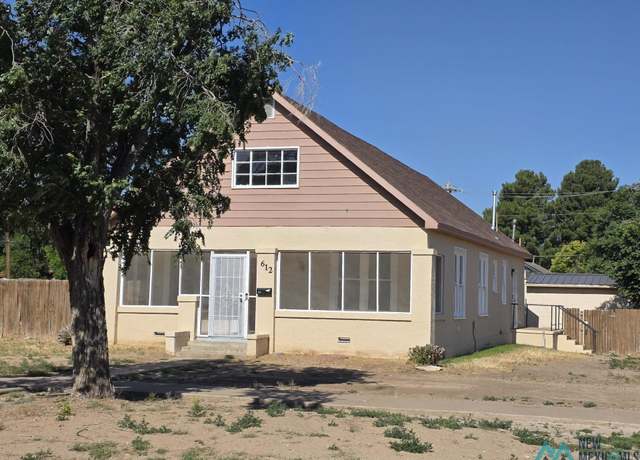 Property at 612 N Missouri Ave, Roswell, NM 88201, 5 beds, 3 baths
