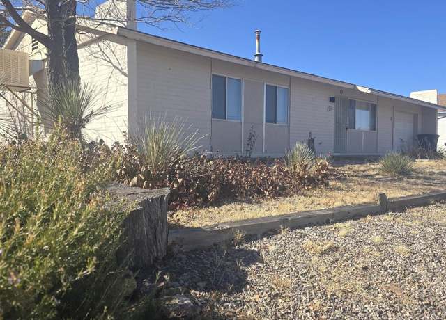 Property at 201 Chalcocite St, Tyrone, NM 88065, 3 beds, 1 bath