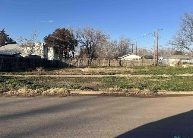 Property at 307 W Albuquerque St, Roswell, NM 88203