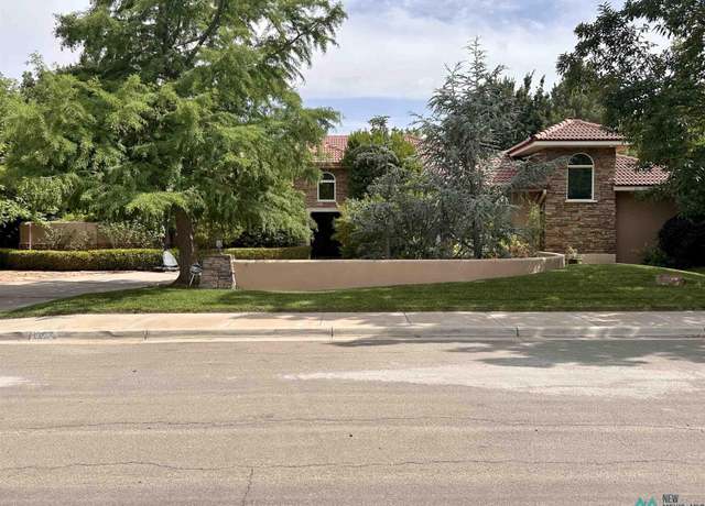 Property at 1412 W Circle Diamond Dr, Roswell, NM 88201, 4 beds, 3.5 baths