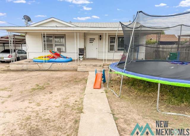 Property at 323 W Avenue B Ave, Lovington, NM 88260, 2 beds, 1 bath