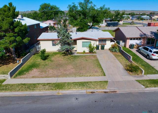 Property at 1047 Pate St, Carlsbad, NM 88220, 3 beds, 2 baths