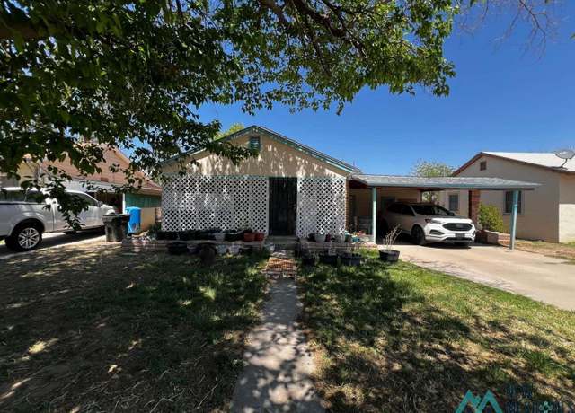 Property at 2008 Georgia St, Carlsbad, NM 88220, 3 beds, 1 bath