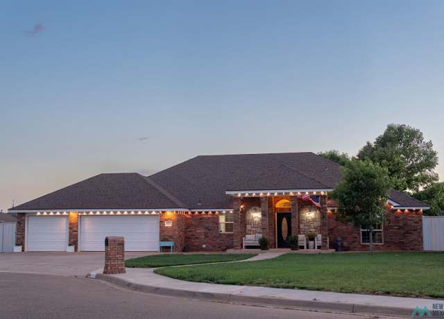 Property at 4324 Springwood Dr, Clovis, NM 88101, 4 beds, 2.5 baths