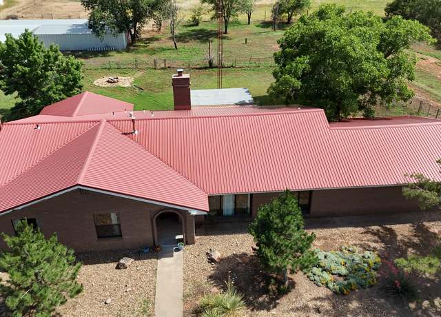 Property at 1091 Curry Road 6, Clovis, NM 88101, 4 beds, 2 baths