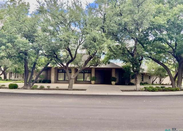 Property at 612 E Abo St, Hobbs, NM 88240, 4 beds, 3.5 baths