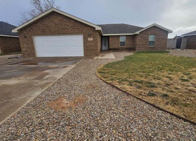 Property at 601 Almond Tree Ln, Clovis, NM 88101, 4 beds, 2 baths